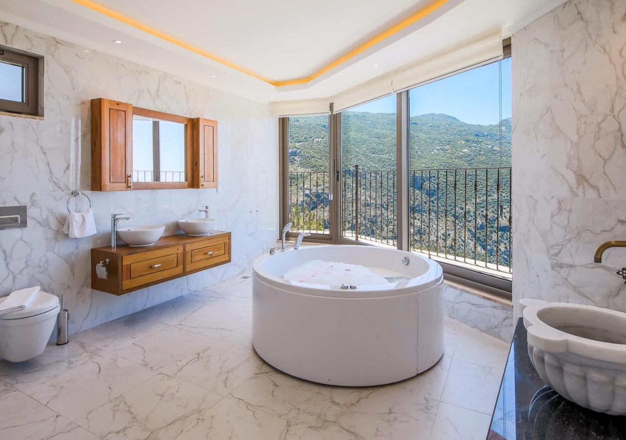 Villa 5 Sleeps 6 Isolated Pool See And Montain View-Villa Kartal Yuvasi Uzumlu  Kültér fotó