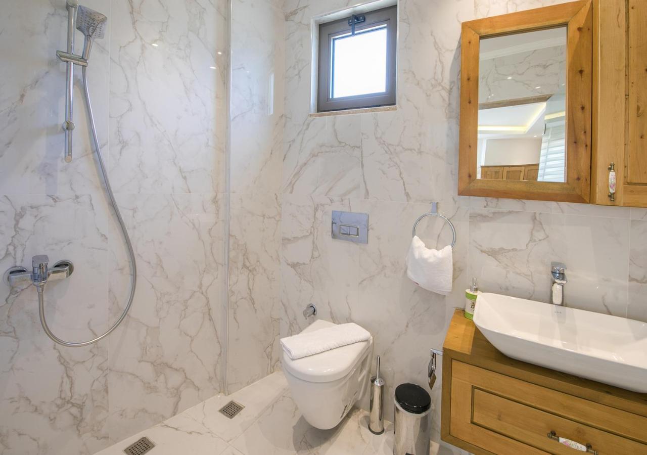 Villa 5 Sleeps 6 Isolated Pool See And Montain View-Villa Kartal Yuvasi Uzumlu  Kültér fotó
